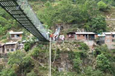 Bungee jumping